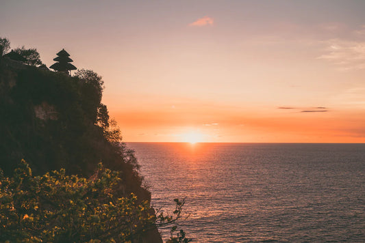 BALI GUIDE: 3 BEACHES AND 7 CAFES YOU MUST VISIT IN ULUWATU, BALI