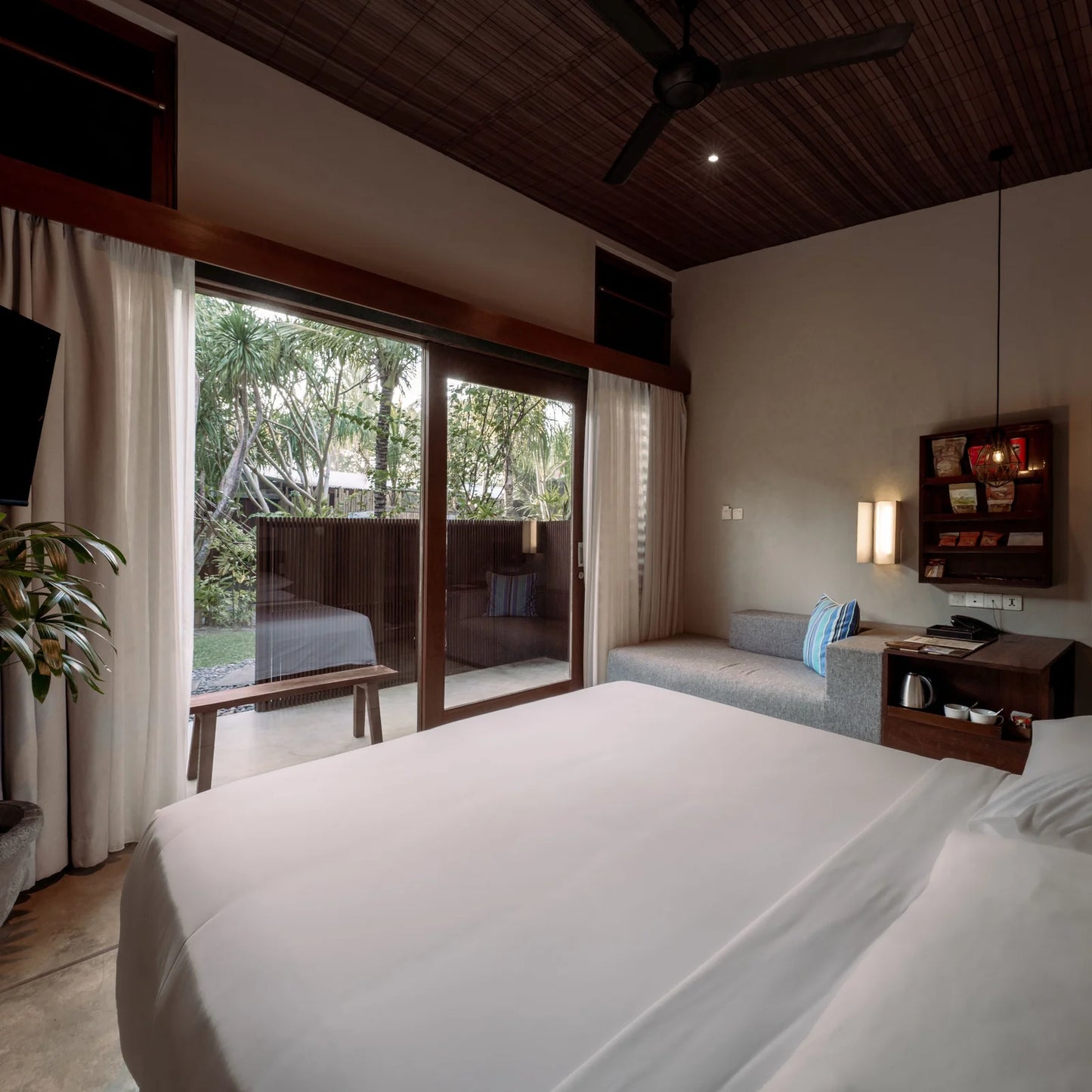 IFS retreat with Alexia Rothman in Bali,  DEPOSIT (995 USD)